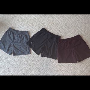 Lululemon Pace Breaker Short 7" 
Linerless
Men